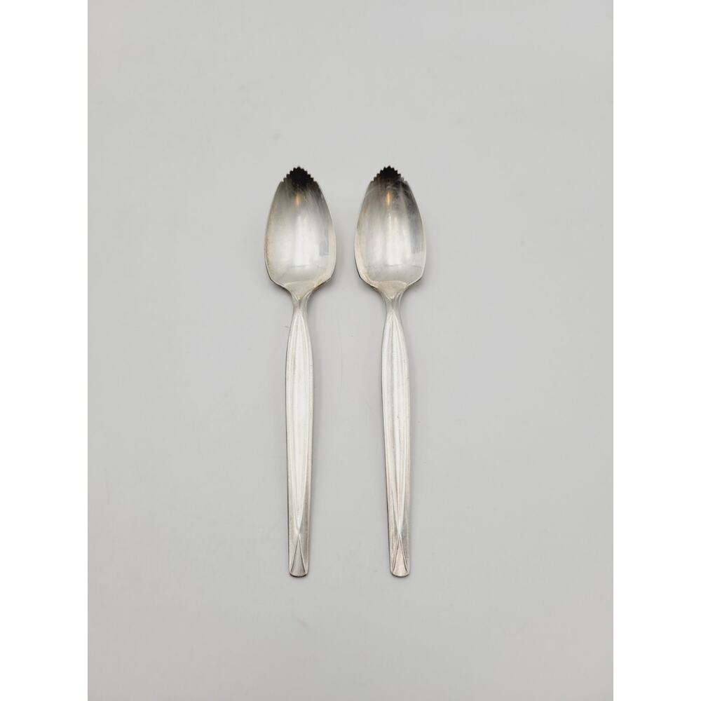 WM Rogers Mfg. Co 1950’s Grapefruit Spoons Set Of 2 Concept Pattern Art Deco